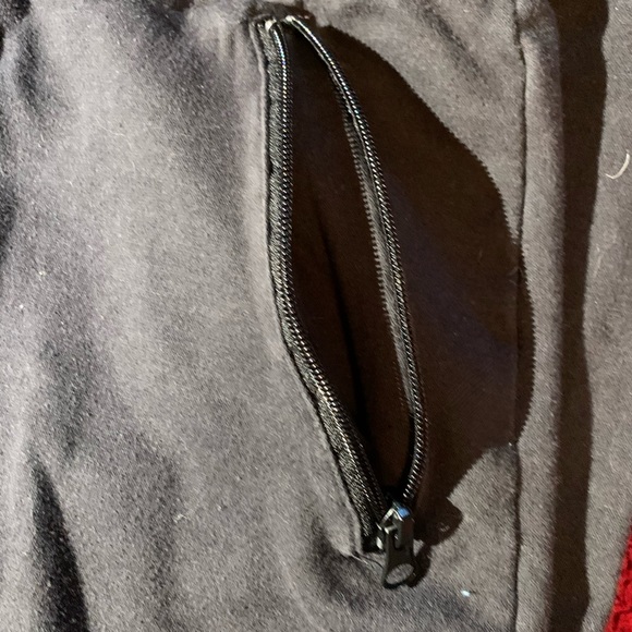 Joggers - Picture 2 of 6